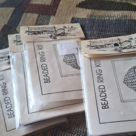 Other - Beaded Ring Kit Pack - White Paper Packaging